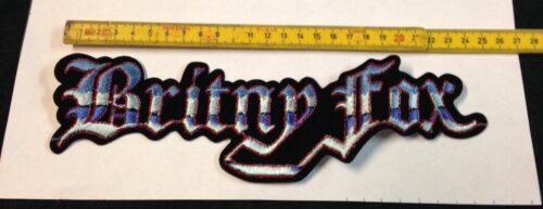 BRITNY FOX - Tygmärke 25x7cm SAMLAROBJEKT från 80-talet Mötley Poison Guns Hanoi
