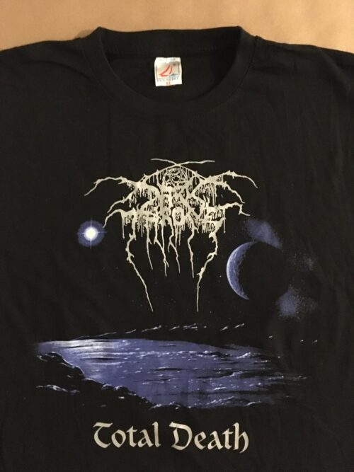 DARKTHRONE - TOTAL DEATH.  XL Officiell  T-shirt Samlarobjekt från 2008 OLD TAG