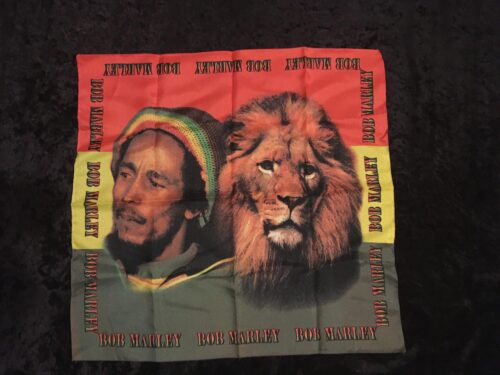BOB MARLEY Mini poster flagga 51cm - Schal Sjalett Snusnäsduk Samlarobjekt