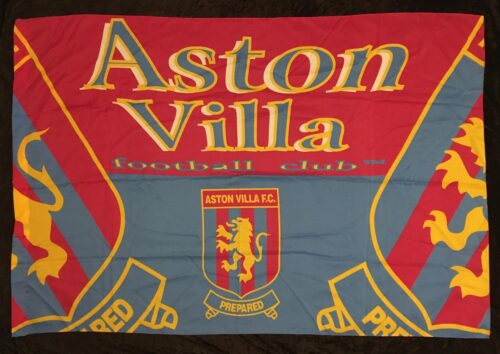 Fotbolls flagga ASTON VILLA F.C. PREPARED 143X97cm (fack för pinne) SAMLAROBJEKT